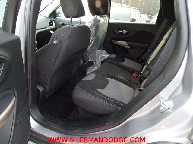 Jeep Cherokee 2017 photo 8